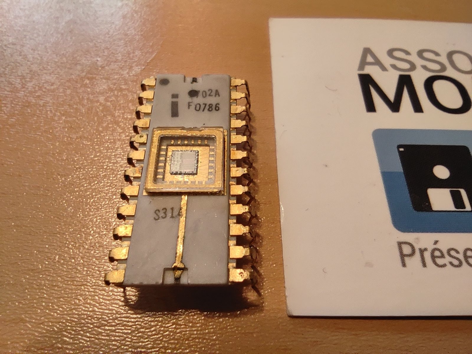 Détail d'une des ROMs du moniteur du Micral N de l'association MO5